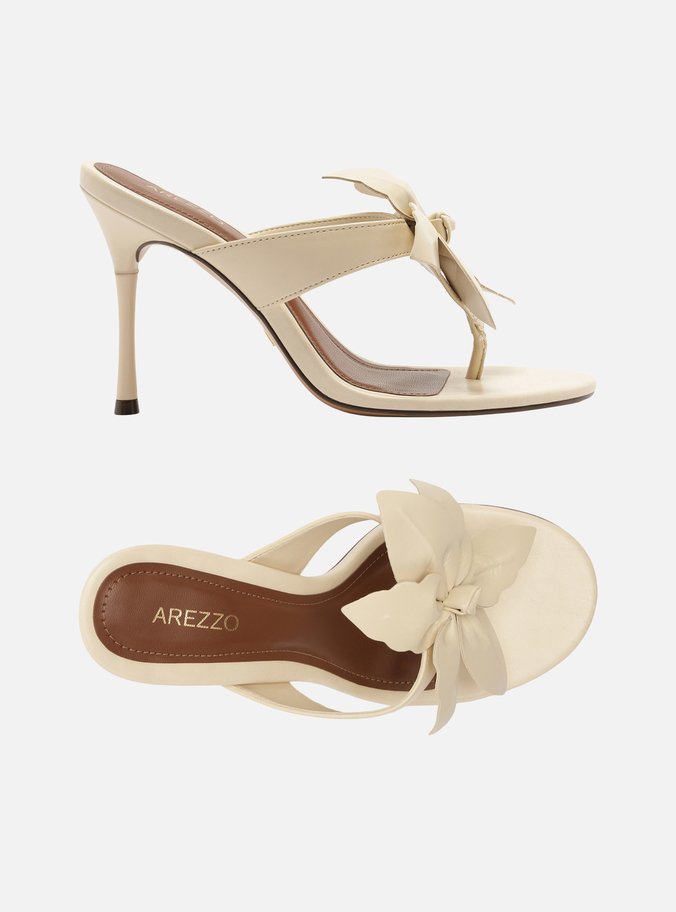 Tamango Off White Cuero Tacón Fino Flor - ARZ